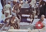 Standbild verwundete Marines Saipan Nördliche Marianen, 1945, aus Sekunde 49 historischem Filmmaterial Videoclip 65675077538