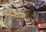 Standbild verwundete Marines Saipan Nördliche Marianen, 1945, aus Sekunde 51 historischem Filmmaterial Videoclip 65675077538