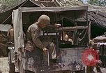 Standbild verwundete Marines Saipan Nördliche Marianen, 1945, aus Sekunde 62 historischem Filmmaterial Videoclip 65675077538