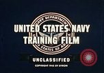 Standbild menschliche Hand United States USA, 1945, aus Sekunde 4 historischem Filmmaterial Videoclip 65675077547