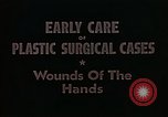 Standbild menschliche Hand United States USA, 1945, aus Sekunde 14 historischem Filmmaterial Videoclip 65675077547