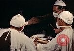 Image part le traitement des plaies Seconde Guerre Mondiale United States USA, 1945, de la seconde 3 séquences d'archives historiques vidéo 65675077550