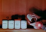 Standbild Pestkontrolle in Nordafrika Nordafrika, 1945, aus Sekunde 31 historischem Filmmaterial Videoclip 65675077554