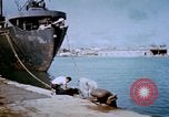 Standbild Pest Control Nordafrika, 1945, aus Sekunde 5 historischem Filmmaterial Videoclip 65675077555