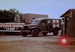 Standbild Pestkontrolle in Libyen 1945 Afrika, 1945, aus Sekunde 3 historischem Filmmaterial Videoclip 65675077556