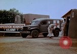 Standbild Pestkontrolle in Libyen 1945 Afrika, 1945, aus Sekunde 21 historischem Filmmaterial Videoclip 65675077556