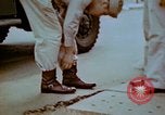 Standbild Pestkontrolle in Libyen 1945 Afrika, 1945, aus Sekunde 22 historischem Filmmaterial Videoclip 65675077556