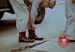Standbild Pestkontrolle in Libyen 1945 Afrika, 1945, aus Sekunde 24 historischem Filmmaterial Videoclip 65675077556