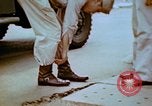 Standbild Pestkontrolle in Libyen 1945 Afrika, 1945, aus Sekunde 29 historischem Filmmaterial Videoclip 65675077556