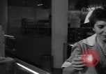 Standbild Amerikanisches Rotes Kreuz Taipei Taiwan, 1958, aus Sekunde 55 historischem Filmmaterial Videoclip 65675077580