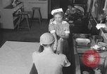 Standbild Amerikanisches Rotes Kreuz Taiwan, 1958, aus Sekunde 43 historischem Filmmaterial Videoclip 65675077581