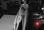 Standbild Amerikanisches Rotes Kreuz Taiwan, 1958, aus Sekunde 45 historischem Filmmaterial Videoclip 65675077581