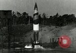 Standbild getarnt A-4 Rakete Peenemunde Deutschland, 1943, aus Sekunde 6 historischem Filmmaterial Videoclip 65675077604