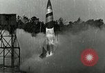 Standbild getarnt A-4 Rakete Peenemunde Deutschland, 1943, aus Sekunde 8 historischem Filmmaterial Videoclip 65675077604