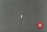 Standbild DEUTSCH A-4 Rakete starten Long Shot Peenemunde Deutschland, 1943, aus Sekunde 11 historischem Filmmaterial Videoclip 65675077607