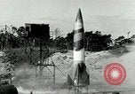 Standbild DEUTSCH A-4 Rakete Peenemunde Deutschland, 1943, aus Sekunde 3 historischem Filmmaterial Videoclip 65675077608