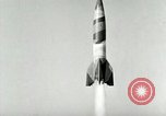 Standbild DEUTSCH A-4 Rakete Peenemunde Deutschland, 1943, aus Sekunde 5 historischem Filmmaterial Videoclip 65675077608