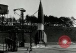 Standbild DEUTSCH A-4 Rakete Peenemunde Deutschland, 1943, aus Sekunde 12 historischem Filmmaterial Videoclip 65675077612