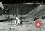 Standbild DEUTSCH A-4 Rakete Peenemunde Deutschland, 1943, aus Sekunde 3 historischem Filmmaterial Videoclip 65675077613