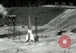 Standbild DEUTSCH A-4 Rakete Peenemunde Deutschland, 1943, aus Sekunde 4 historischem Filmmaterial Videoclip 65675077613