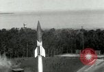 Standbild DEUTSCH A-4 Rakete Peenemunde Deutschland, 1943, aus Sekunde 7 historischem Filmmaterial Videoclip 65675077613