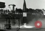 Image ALLEMAND A-4 essai de missile Peenemunde Allemagne, 1943, de la seconde 7 séquences d'archives historiques vidéo 65675077614