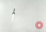 Standbild DEUTSCH A-4 Rakete Peenemunde Deutschland, 1943, aus Sekunde 10 historischem Filmmaterial Videoclip 65675077615