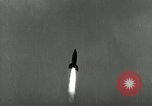 Standbild DEUTSCH A-4 Rakete Peenemunde Deutschland, 1943, aus Sekunde 22 historischem Filmmaterial Videoclip 65675077617