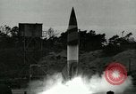 Standbild DEUTSCH A-4 Rakete Peenemunde Deutschland, 1944, aus Sekunde 3 historischem Filmmaterial Videoclip 65675077618