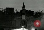Standbild DEUTSCH A-4 Rakete Peenemunde Deutschland, 1944, aus Sekunde 6 historischem Filmmaterial Videoclip 65675077618