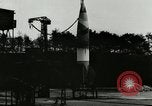 Standbild DEUTSCH A-4 Rakete Peenemunde Deutschland, 1944, aus Sekunde 7 historischem Filmmaterial Videoclip 65675077623