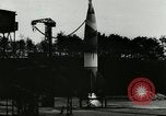 Standbild DEUTSCH A-4 Rakete Peenemunde Deutschland, 1944, aus Sekunde 8 historischem Filmmaterial Videoclip 65675077623