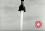 Standbild DEUTSCH A-4 Rakete Peenemunde Deutschland, 1944, aus Sekunde 14 historischem Filmmaterial Videoclip 65675077623