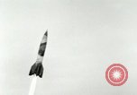 Standbild DEUTSCH A-4 Rakete Peenemunde Deutschland, 1944, aus Sekunde 7 historischem Filmmaterial Videoclip 65675077624