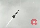 Standbild DEUTSCH A-4 Rakete Peenemunde Deutschland, 1944, aus Sekunde 9 historischem Filmmaterial Videoclip 65675077624