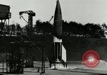 Standbild DEUTSCH A-4 Rakete Peenemunde Deutschland, 1944, aus Sekunde 4 historischem Filmmaterial Videoclip 65675077625