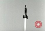 Standbild DEUTSCH A-4 Rakete Peenemunde Deutschland, 1944, aus Sekunde 9 historischem Filmmaterial Videoclip 65675077628