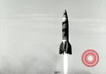 Standbild DEUTSCH A-4 Rakete Peenemunde Deutschland, 1944, aus Sekunde 9 historischem Filmmaterial Videoclip 65675077629