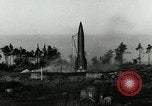 Standbild DEUTSCH A-4 Rakete Peenemunde Deutschland, 1944, aus Sekunde 10 historischem Filmmaterial Videoclip 65675077631