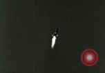Standbild DEUTSCH A-4-Rakete in der Nähe von Unfall beim Start Peenemunde Deutschland, 1944, aus Sekunde 10 historischem Filmmaterial Videoclip 65675077633