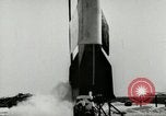 Standbild DEUTSCH A-4 Rakete Peenemunde Deutschland, 1944, aus Sekunde 7 historischem Filmmaterial Videoclip 65675077634