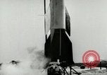 Standbild DEUTSCH A-4 Rakete Peenemunde Deutschland, 1944, aus Sekunde 8 historischem Filmmaterial Videoclip 65675077634