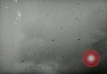 Standbild V-2 Rakete Schub verlieren und abstürzt Peenemunde Deutschland, 1944, aus Sekunde 30 historischem Filmmaterial Videoclip 65675077636