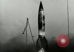 Standbild DEUTSCH A-4 Rakete Peenemunde Deutschland, 1944, aus Sekunde 12 historischem Filmmaterial Videoclip 65675077637