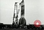 Standbild DEUTSCH A-4 Rakete Peenemunde Deutschland, 1944, aus Sekunde 3 historischem Filmmaterial Videoclip 65675077638