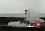 Standbild DEUTSCH A-4 Rakete Peenemunde Deutschland, 1944, aus Sekunde 16 historischem Filmmaterial Videoclip 65675077638