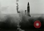 Standbild DEUTSCH A-4 Rakete Peenemunde Deutschland, 1944, aus Sekunde 22 historischem Filmmaterial Videoclip 65675077638