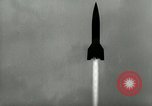 Standbild DEUTSCH A-4 Rakete Peenemunde Deutschland, 1944, aus Sekunde 24 historischem Filmmaterial Videoclip 65675077638