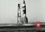Image ALLEMAND A-4 Test de lancement de missile Peenemunde Allemagne, 1944, de la seconde 4 séquences d'archives historiques vidéo 65675077639