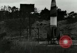 Standbild DEUTSCH A-4 Rakete Peenemunde Deutschland, 1944, aus Sekunde 3 historischem Filmmaterial Videoclip 65675077640
